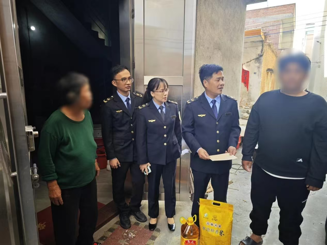 开展禁毒帮扶，传递温暖力量 (2).jpg