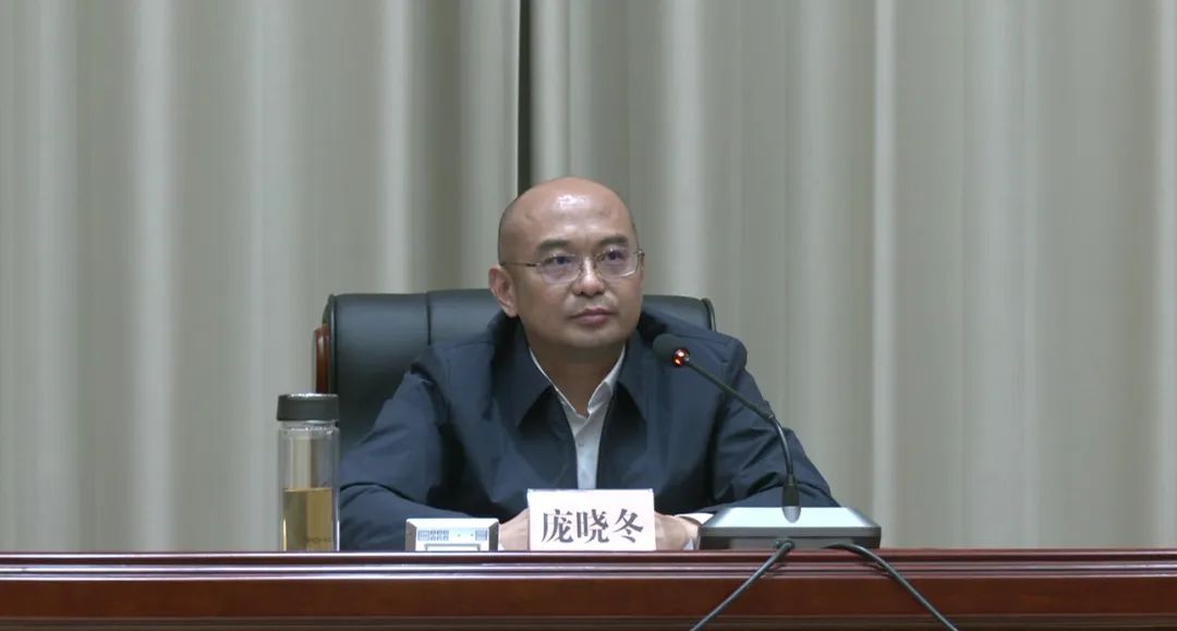 <strong>我市召开安全生产工作会议暨“2·23”厂房火灾警示教育现场会</strong>