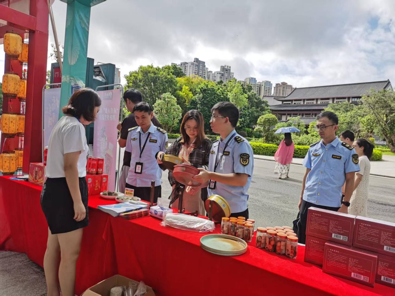 吴川市市场监督管理局开展吴川月饼地理标志保护专项行动