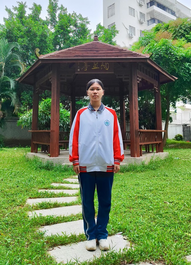 4-骆淇淇同学（吴川一中）获得三等奖.jpg